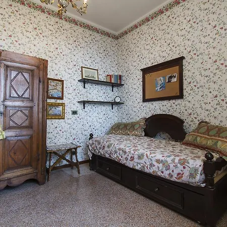Apartament Relais *